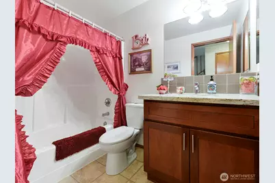 8202 48th Street Ct W, University Place, WA 98467 - Photo 13