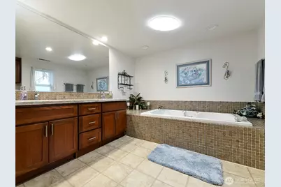 8202 48th Street Ct W, University Place, WA 98467 - Photo 15