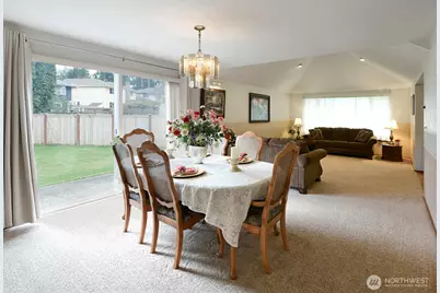 8202 48th Street Ct W, University Place, WA 98467 - Photo 5