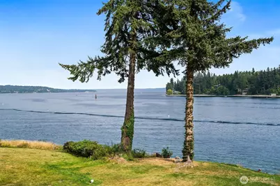 17274 Angeline Avenue South NE, Suquamish, WA 98392 - Photo 3