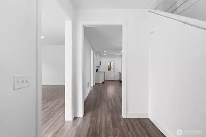 713 N Main Avenue, Ridgefield, WA 98642 - Photo 7