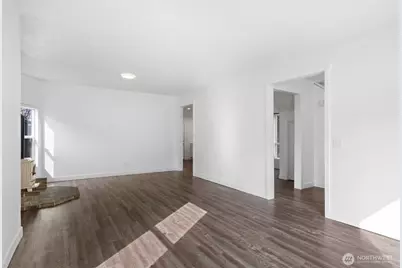 713 N Main Avenue, Ridgefield, WA 98642 - Photo 13