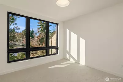 415 99th Avenue NE, Bellevue, WA 98004 - Photo 15