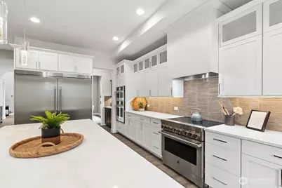 24922 SE 17th Street #1, Sammamish, WA 98075 - Photo 13