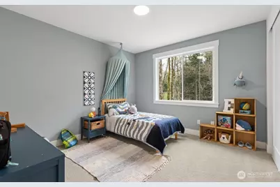 24922 SE 17th Street #1, Sammamish, WA 98075 - Photo 35