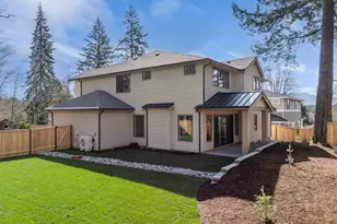 24922 SE 17th St, Sammamish, WA 98075 - Photo 21