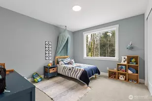 24922 SE 17th St, Sammamish, WA 98075 - Photo 37