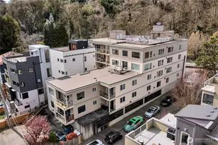 559 McGraw St, Seattle, WA 98109 - Photo 25