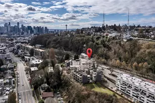 559 McGraw St, Seattle, WA 98109 - Photo 31