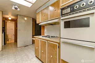 21821 107th Pl SE, Kent, WA 98031 - Photo 5