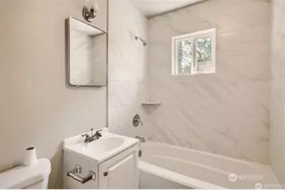 600 Wildwood Boulevard SW, Issaquah, WA 98027 - Photo 3