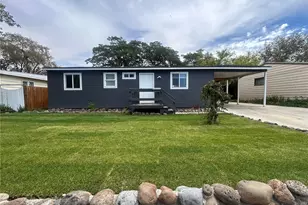 1431 W Sunset Dr, Moses Lake, WA 98837 - Photo 1