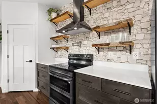 31530 SE 384th St, Enumclaw, WA 98022 - Photo 13