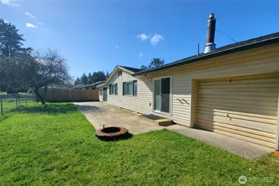 198 Octopus Avenue NE, Ocean Shores, WA 98569 - Photo 13