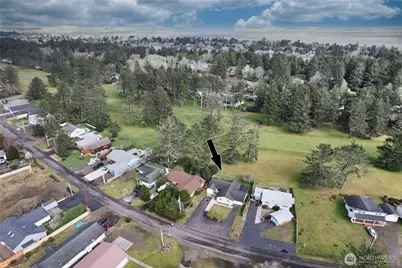 198 Octopus Avenue NE, Ocean Shores, WA 98569 - Photo 3
