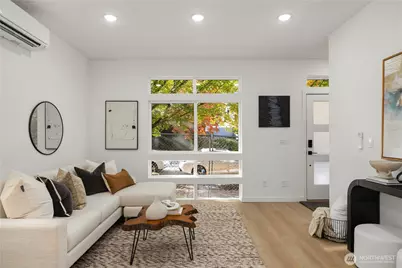 6544 A Latona Avenue NE, Seattle, WA 98115 - Photo 9