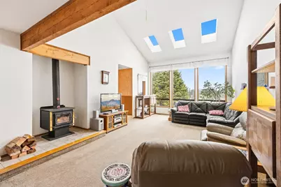 1813 E 3rd Street, Port Angeles, WA 98362 - Photo 5