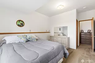 1813 E 3rd St, Port Angeles, WA 98362 - Photo 31