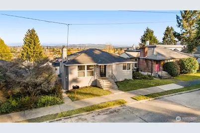 2332 17th Avenue S, Seattle, WA 98144 - Photo 3