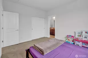 1705 NE Falls Dr, Issaquah, WA 98029 - Photo 35