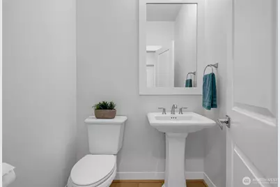 1705 NE Falls Dr, Issaquah, WA 98029 - Photo 19