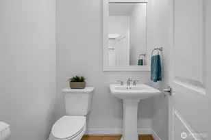 1705 NE Falls Dr, Issaquah, WA 98029 - Photo 19