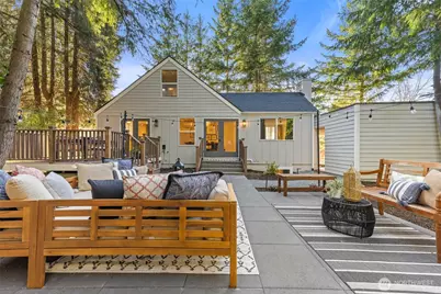 12250 Densmore Avenue N, Seattle, WA 98133 - Photo 27