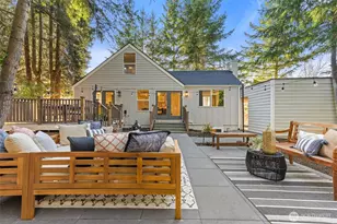 12250 Densmore Ave N, Seattle, WA 98133 - Photo 27