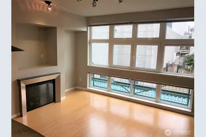 17 W Mercer Street #219, Seattle, WA 98119 - Photo 11