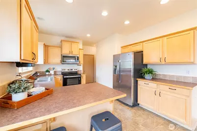 7603 88th Place NE, Marysville, WA 98270 - Photo 11