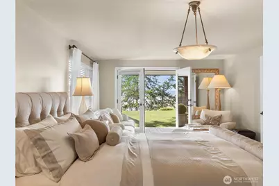 19263 Edgecliff Drive SW, Normandy Park, WA 98166 - Photo 21