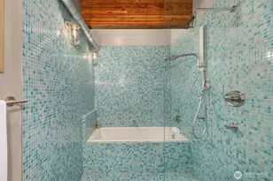 1709 Dexter Ave N, Seattle, WA 98109 - Photo 25