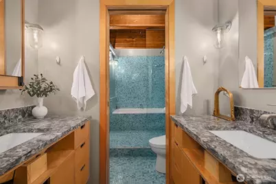 1709 Dexter Avenue N #A, Seattle, WA 98109 - Photo 23