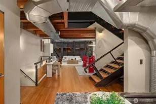 1709 Dexter Ave N, Seattle, WA 98109 - Photo 9