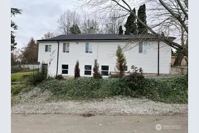 900 NE 105th, Seattle, WA 98125 - Photo 1