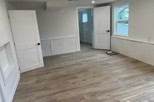 900 NE 105th, Seattle, WA 98125 - Photo 13