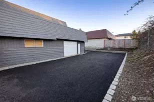 2102 S 12th St, Tacoma, WA 98405 - Photo 5