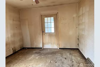 110 Elm Street N, Omak, WA 98841 - Photo 7