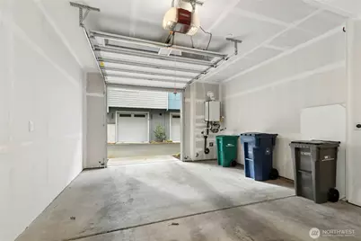 11416 117th Lane NE #E004, Kirkland, WA 98034 - Photo 19