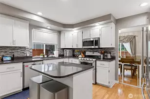 11808 209th Ave Ct E, Bonney Lake, WA 98391 - Photo 13