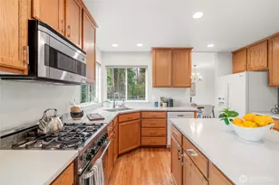 625 191st St SW, Lynnwood, WA 98036 - Photo 11