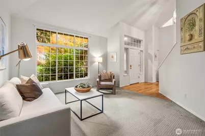 625 191st Street SW, Lynnwood, WA 98036 - Photo 5