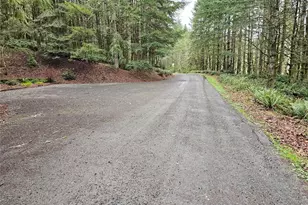 573 Clearwater Rd, Kelso, WA 98626 - Photo 1