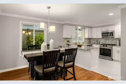 24230 SE 44th Street, Sammamish, WA 98029 - Photo 11