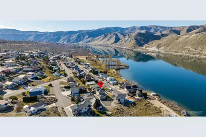 540 Lake Front Drive, Orondo, WA 98843 - Photo 3