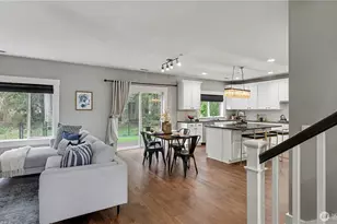 15549 SE 160th Pl, Renton, WA 98058 - Photo 5