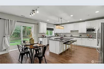 15549 SE 160th Place, Renton, WA 98058 - Photo 9