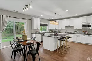 15549 SE 160th Pl, Renton, WA 98058 - Photo 9