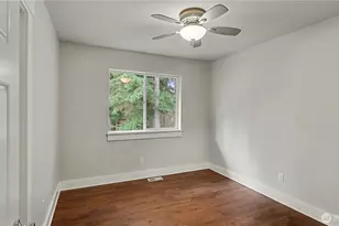 15549 SE 160th Pl, Renton, WA 98058 - Photo 19