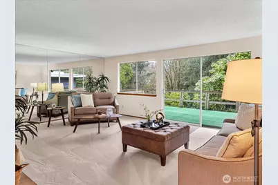 106 165th Avenue SE, Bellevue, WA 98008 - Photo 7